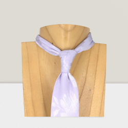Corbata tejido Jacquard satinado estampado floral color lila