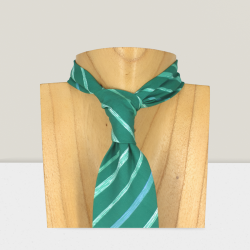 Corbata verde rayas azul mate